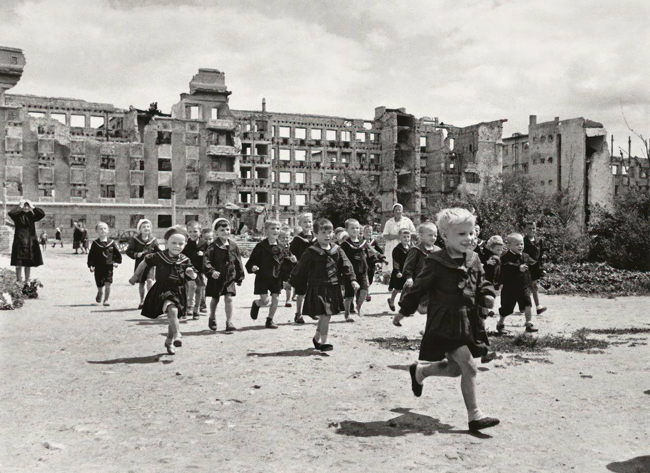 Послевоенный сталинград в фотографиях